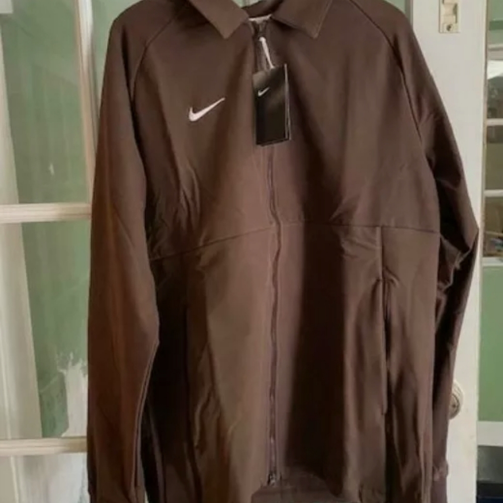 Nike Therma Midweight Jacket CI4472-477 NWOT Brown